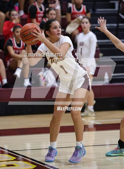 Thumbnail 2 in Canyon @ Dripping Springs photogallery.