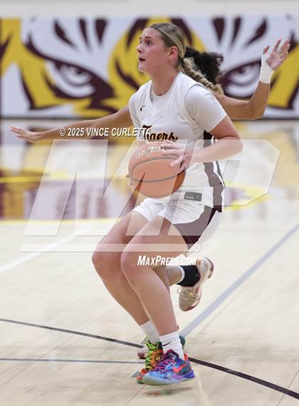 Thumbnail 3 in Canyon @ Dripping Springs photogallery.