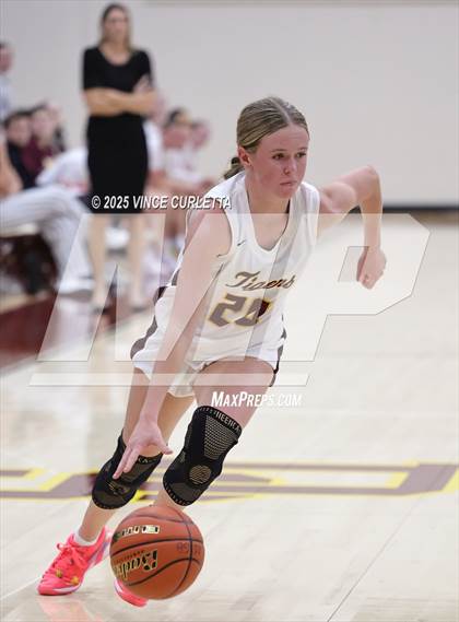 Thumbnail 1 in Canyon @ Dripping Springs photogallery.