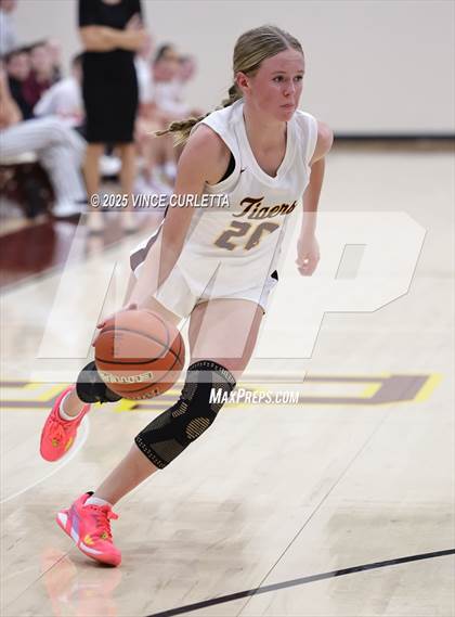 Thumbnail 2 in Canyon @ Dripping Springs photogallery.