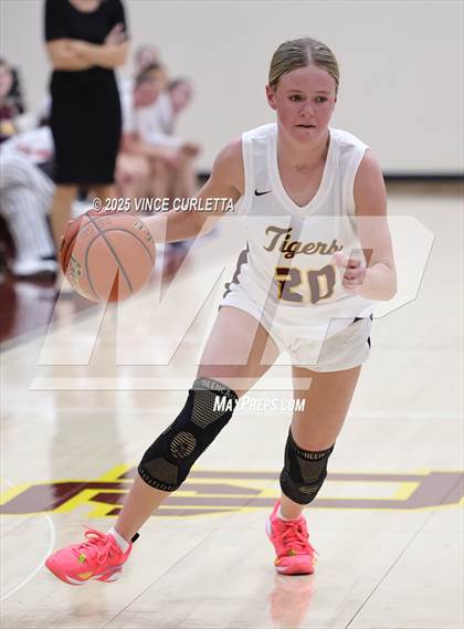 Thumbnail 3 in Canyon @ Dripping Springs photogallery.