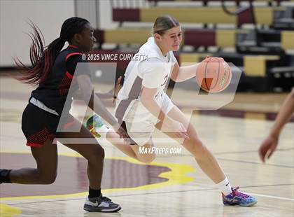 Thumbnail 2 in Canyon @ Dripping Springs photogallery.