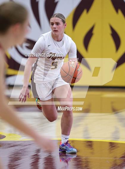 Thumbnail 2 in Canyon @ Dripping Springs photogallery.