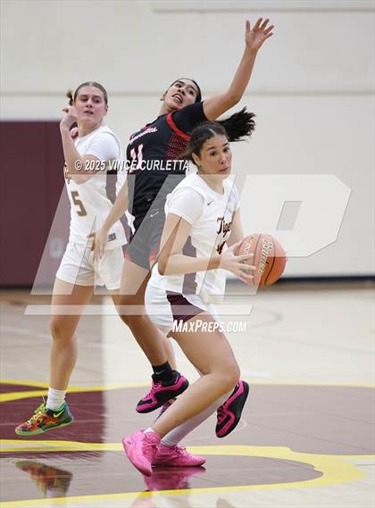 Thumbnail 1 in Canyon @ Dripping Springs photogallery.