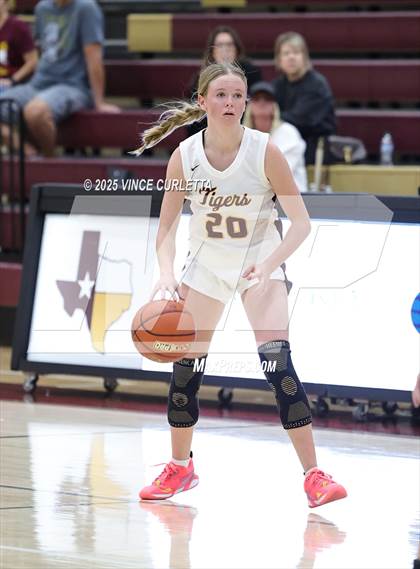 Thumbnail 1 in Canyon @ Dripping Springs photogallery.