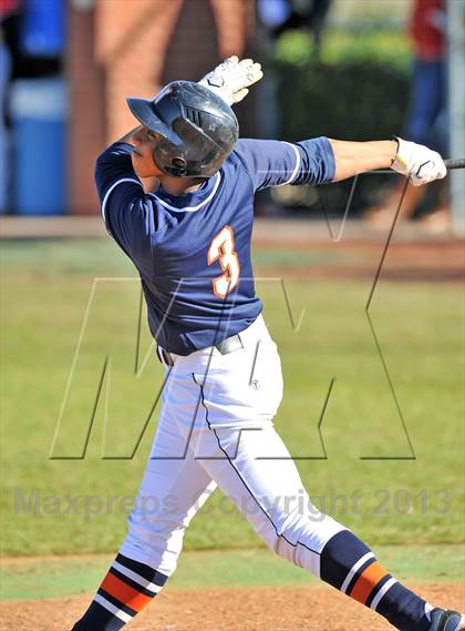Thumbnail 3 in MacArthur vs McKinney North (Creekview Invitational) photogallery.
