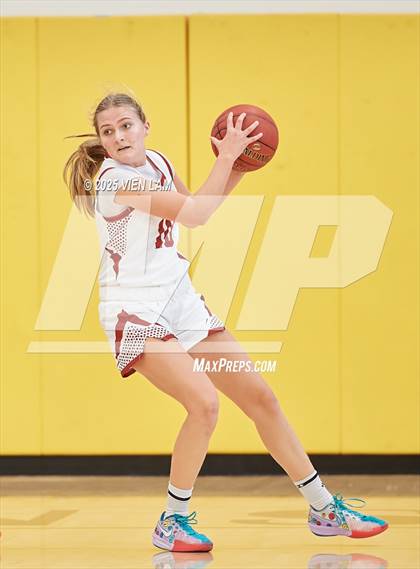 Thumbnail 2 in Saint Mary's vs. California (Pinole Valley Tip-Off Classic) photogallery.