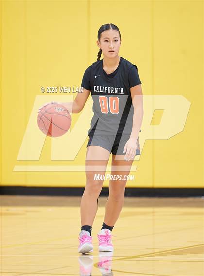 Thumbnail 1 in Saint Mary's vs. California (Pinole Valley Tip-Off Classic) photogallery.