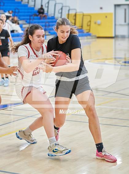 Thumbnail 2 in Saint Mary's vs. California (Pinole Valley Tip-Off Classic) photogallery.