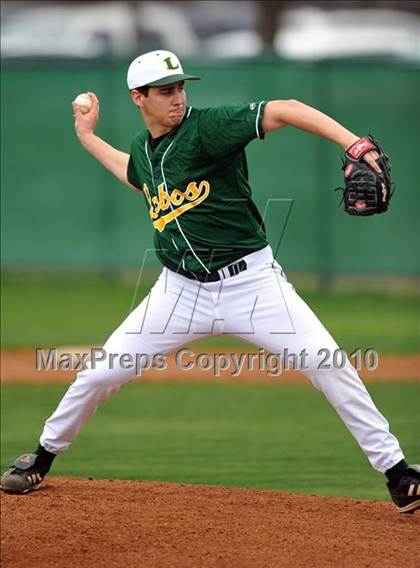 Thumbnail 1 in Longview vs. Keller (Scotland Yard Classic) photogallery.