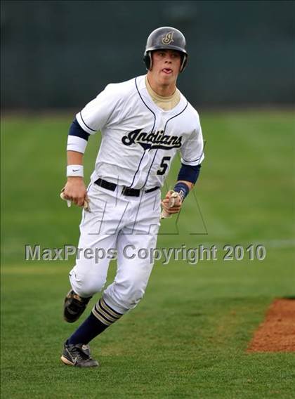 Thumbnail 3 in Longview vs. Keller (Scotland Yard Classic) photogallery.