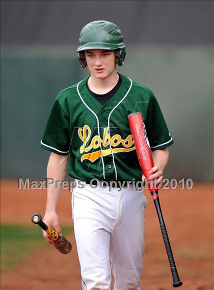 Thumbnail 1 in Longview vs. Keller (Scotland Yard Classic) photogallery.