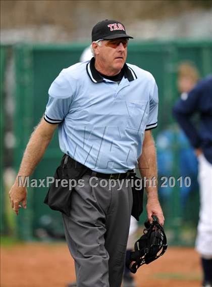 Thumbnail 1 in Longview vs. Keller (Scotland Yard Classic) photogallery.