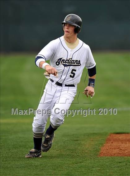 Thumbnail 2 in Longview vs. Keller (Scotland Yard Classic) photogallery.