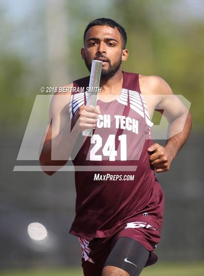 Thumbnail 1 in Buffalo Public (All-High Meet) 4x800 Relays photogallery.