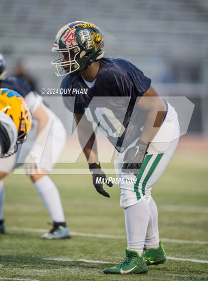 Thumbnail 1 in CIF SoCal North vs South All-Star Game photogallery.