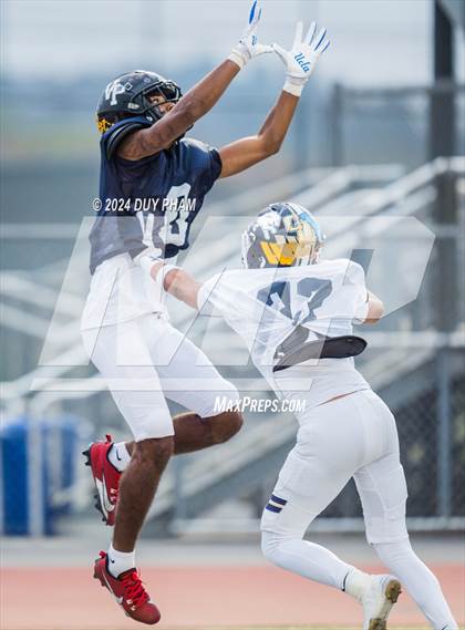 Thumbnail 3 in CIF SoCal North vs South All-Star Game photogallery.