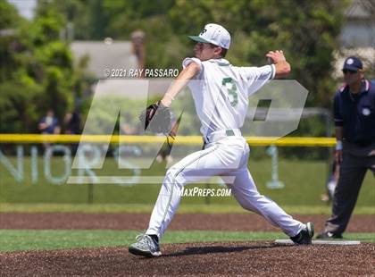 Thumbnail 1 in Brentwood vs William Floyd photogallery.