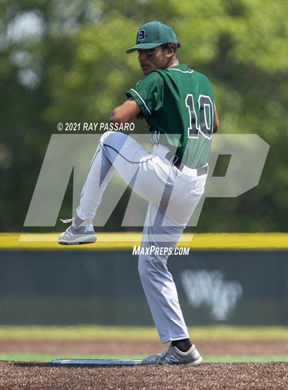 Thumbnail 2 in Brentwood vs William Floyd photogallery.