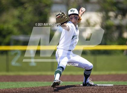 Thumbnail 3 in Brentwood vs William Floyd photogallery.