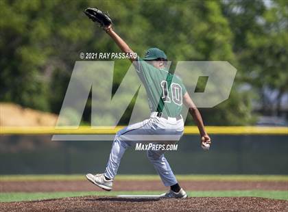 Thumbnail 1 in Brentwood vs William Floyd photogallery.