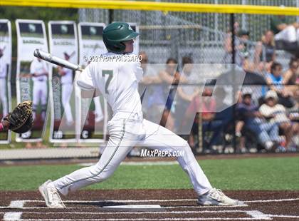 Thumbnail 3 in Brentwood vs William Floyd photogallery.