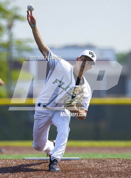 Thumbnail 2 in Brentwood vs William Floyd photogallery.