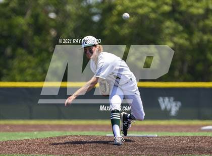 Thumbnail 2 in Brentwood vs William Floyd photogallery.