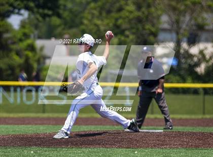 Thumbnail 2 in Brentwood vs William Floyd photogallery.