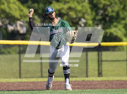 Thumbnail 3 in Brentwood vs William Floyd photogallery.