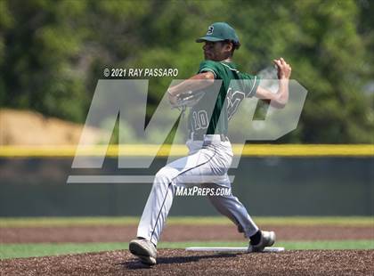 Thumbnail 3 in Brentwood vs William Floyd photogallery.