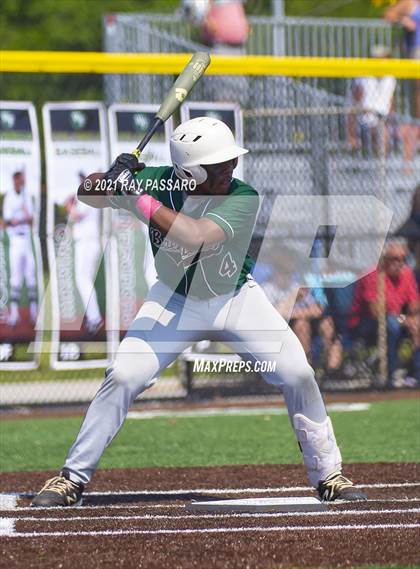 Thumbnail 3 in Brentwood vs William Floyd photogallery.