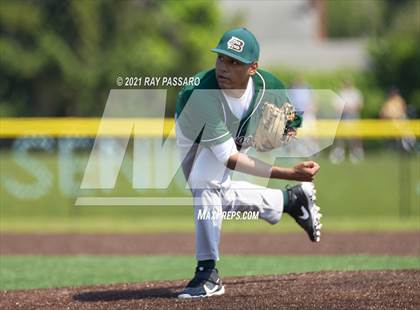 Thumbnail 1 in Brentwood vs William Floyd photogallery.
