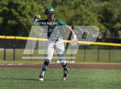 Thumbnail 2 in Brentwood vs William Floyd photogallery.