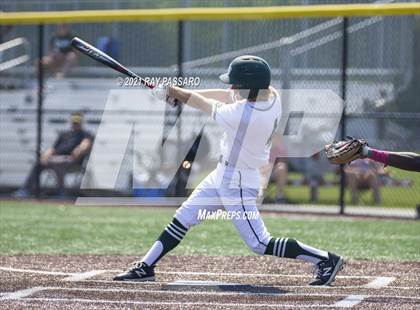 Thumbnail 3 in Brentwood vs William Floyd photogallery.
