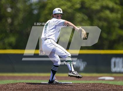 Thumbnail 1 in Brentwood vs William Floyd photogallery.