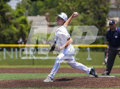 Thumbnail 2 in Brentwood vs William Floyd photogallery.