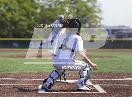 Thumbnail 3 in Brentwood vs William Floyd photogallery.