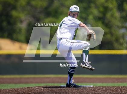 Thumbnail 3 in Brentwood vs William Floyd photogallery.