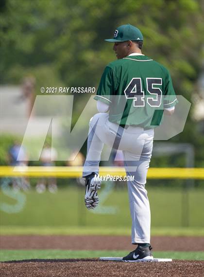 Thumbnail 3 in Brentwood vs William Floyd photogallery.