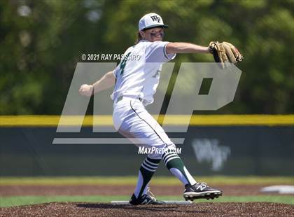 Thumbnail 2 in Brentwood vs William Floyd photogallery.