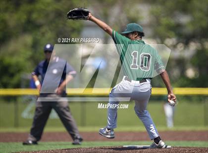 Thumbnail 2 in Brentwood vs William Floyd photogallery.