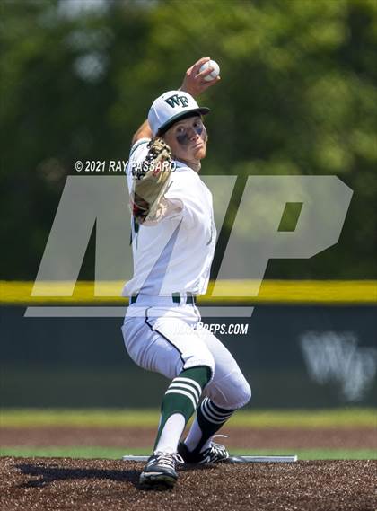 Thumbnail 1 in Brentwood vs William Floyd photogallery.
