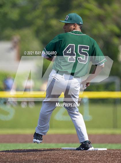 Thumbnail 1 in Brentwood vs William Floyd photogallery.