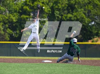 Thumbnail 3 in Brentwood vs William Floyd photogallery.