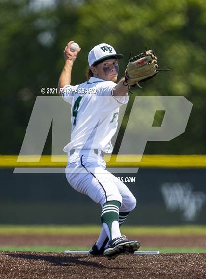 Thumbnail 3 in Brentwood vs William Floyd photogallery.