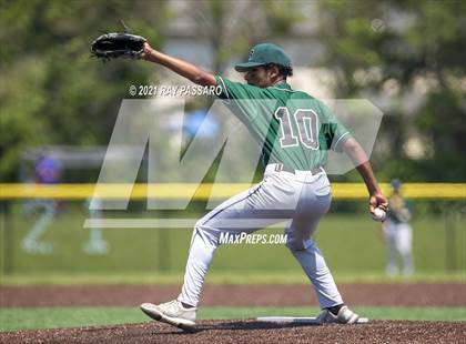 Thumbnail 1 in Brentwood vs William Floyd photogallery.