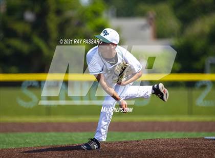 Thumbnail 2 in Brentwood vs William Floyd photogallery.