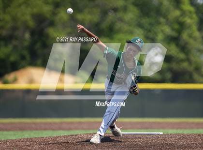 Thumbnail 2 in Brentwood vs William Floyd photogallery.