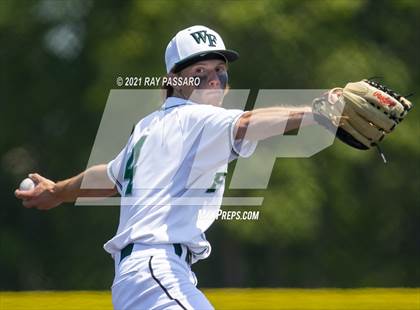 Thumbnail 2 in Brentwood vs William Floyd photogallery.